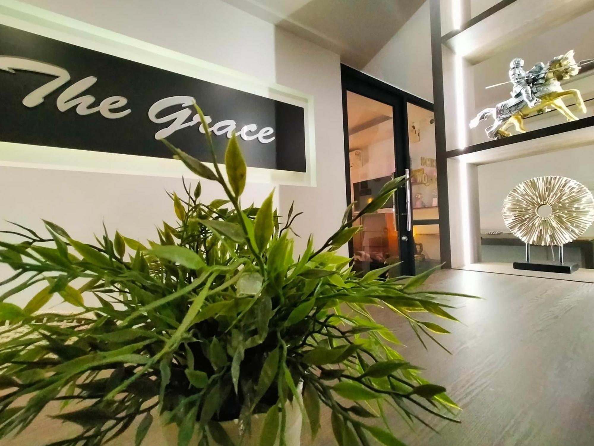 The Grace Hotel مُوار المظهر الخارجي الصورة